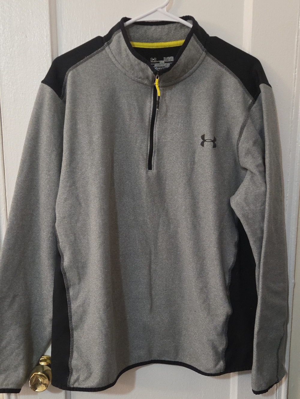 Under Armour Long Sleeve Men’s Quarter-Zip Pullover XL Fleece